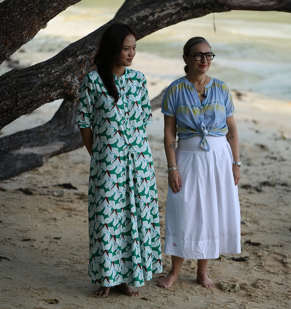 monkey beach 4 The skirt that thinks it is a painting.